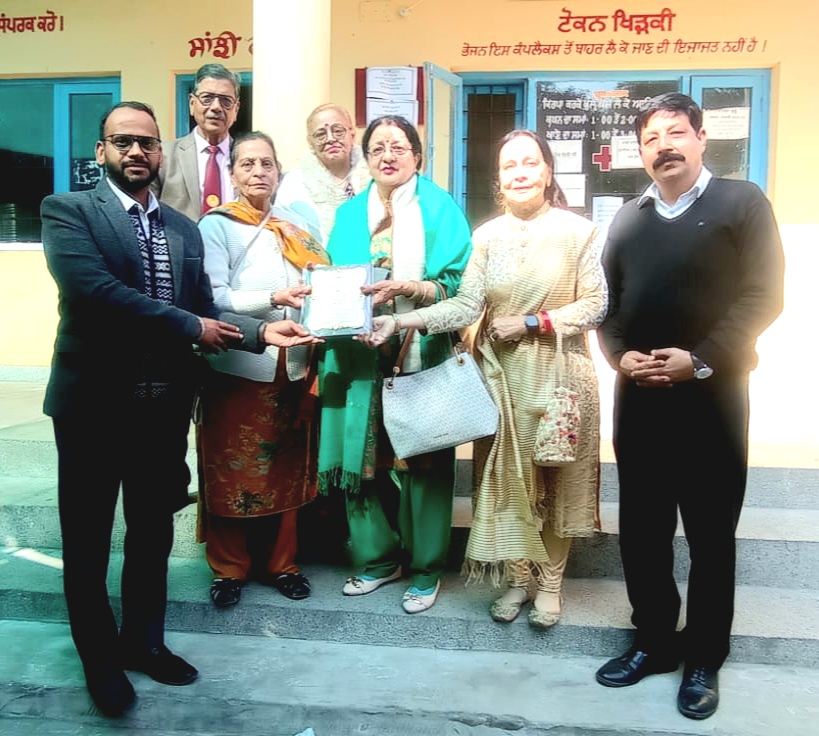 सांझी रसोई को 5100 रुपए का योगदान दिया